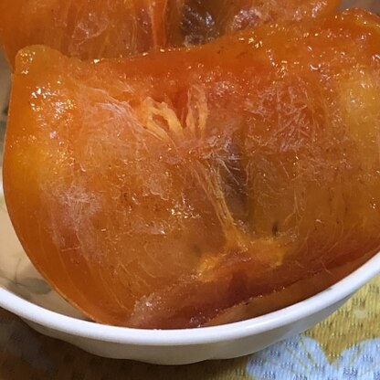 熟しすぎた柿がシャリシャリ美味しいデザートになりました。
ありがとうございました(*￣▽￣*)ノ
